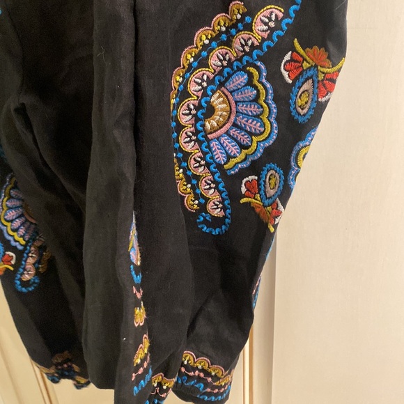 Boden Black Embroidered Boho Linen Tunic - Picture 9 of 15